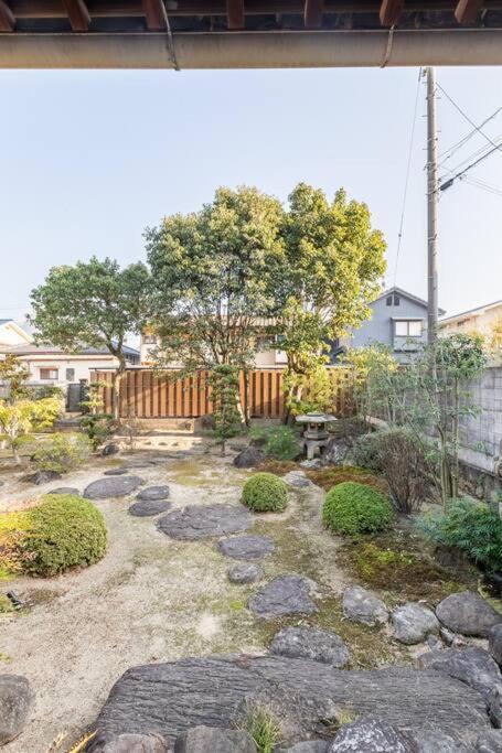 日々の宿: 宇野駅から車で5分 直島へ 最大7名様 古民家貸切 一棟貸し Tamana Екстериор снимка