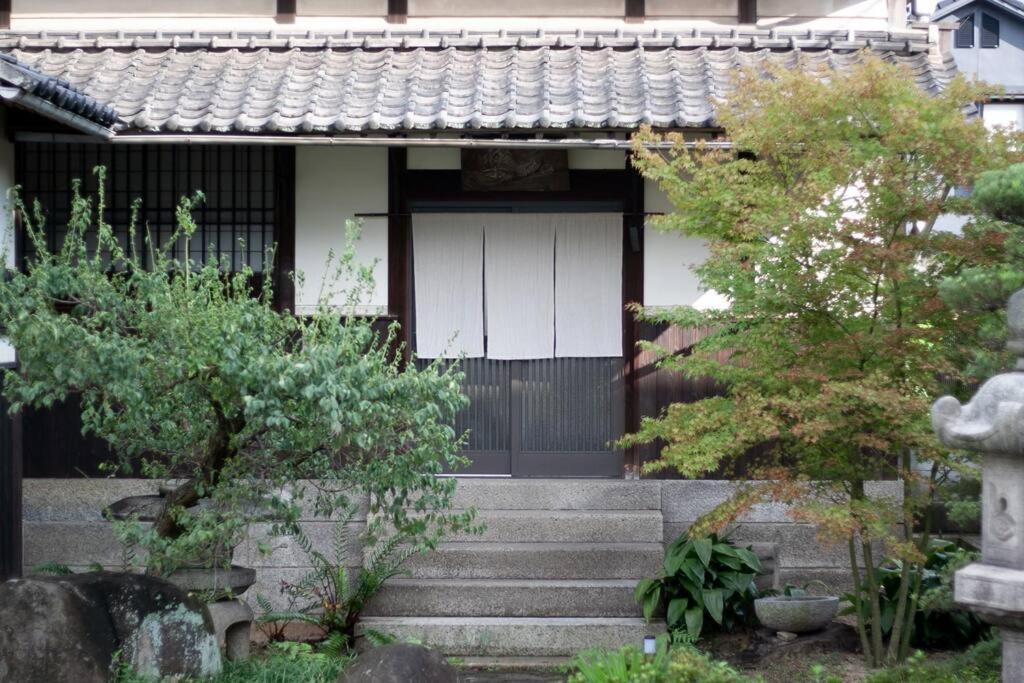 日々の宿: 宇野駅から車で5分 直島へ 最大7名様 古民家貸切 一棟貸し Tamana Екстериор снимка